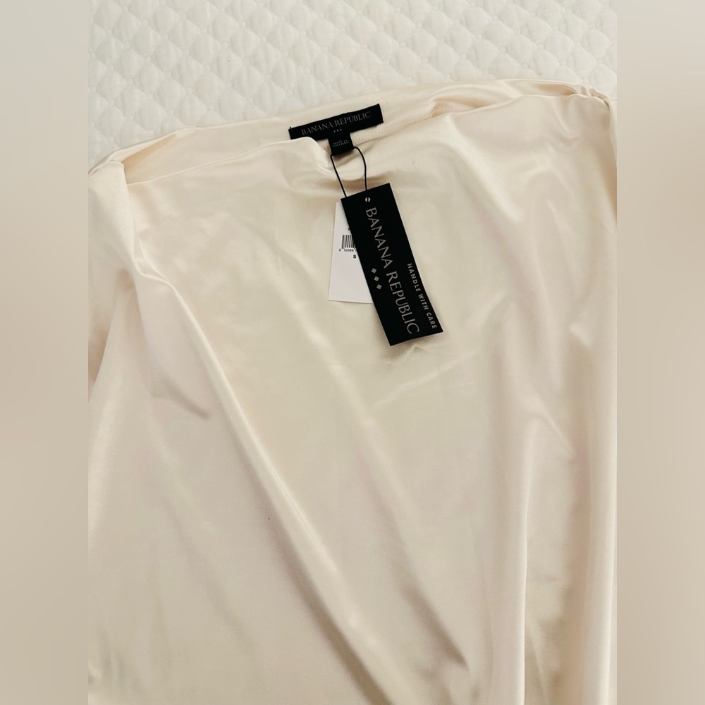 Banana Republic SATIN OFF-SHOULDER TOP ,Size S - Picture 3 of 3